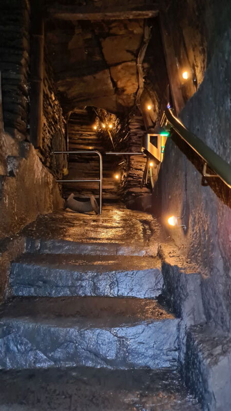 Passage de sortie de la mine de Martelange